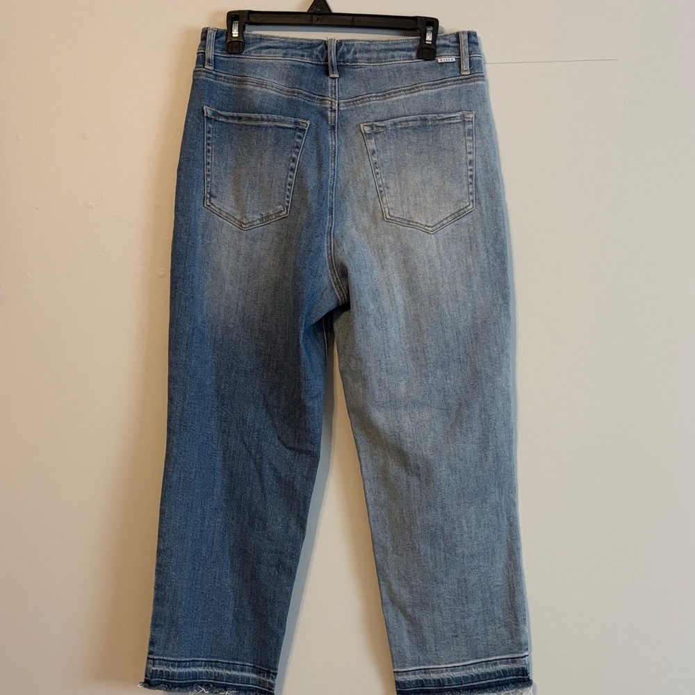 Risen: Straight Leg distressed Jeans raw hem. - Blue 11/30 is tag. - Picture 9 of 13